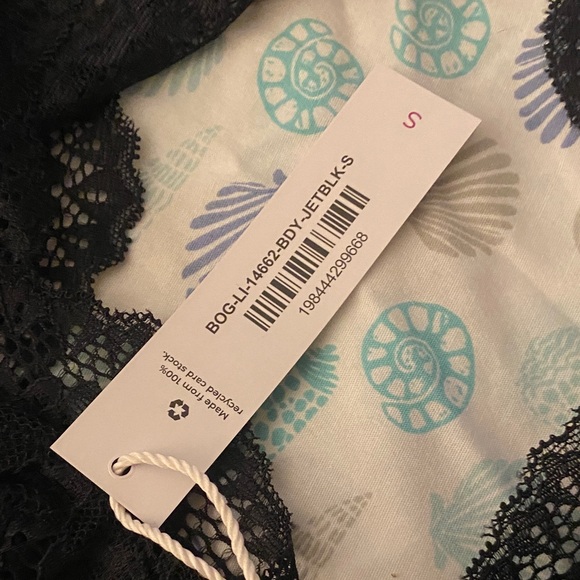 Victoria's Secret amour Black Lace Bodysuit Thong size small - Picture 4 of 4